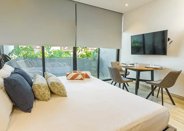 Great Location & Amazing Amenities *